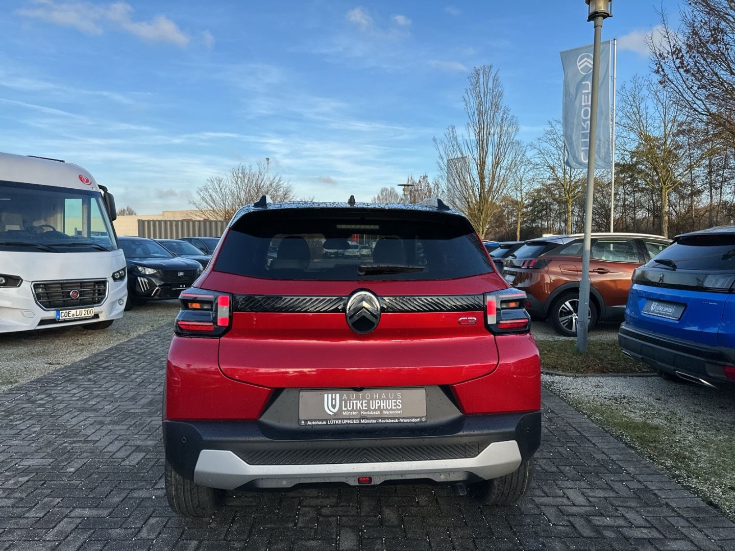 Fahrzeugabbildung Citroën C3 Hybrid 110 Max Navi CarPlay Temp. SHZ