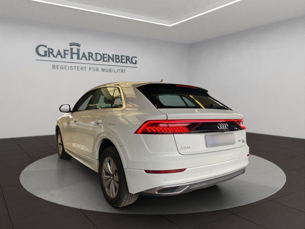 Audi Q8 55 TFSIe quattro tiptronic ACC Kamera GRA imagem 2