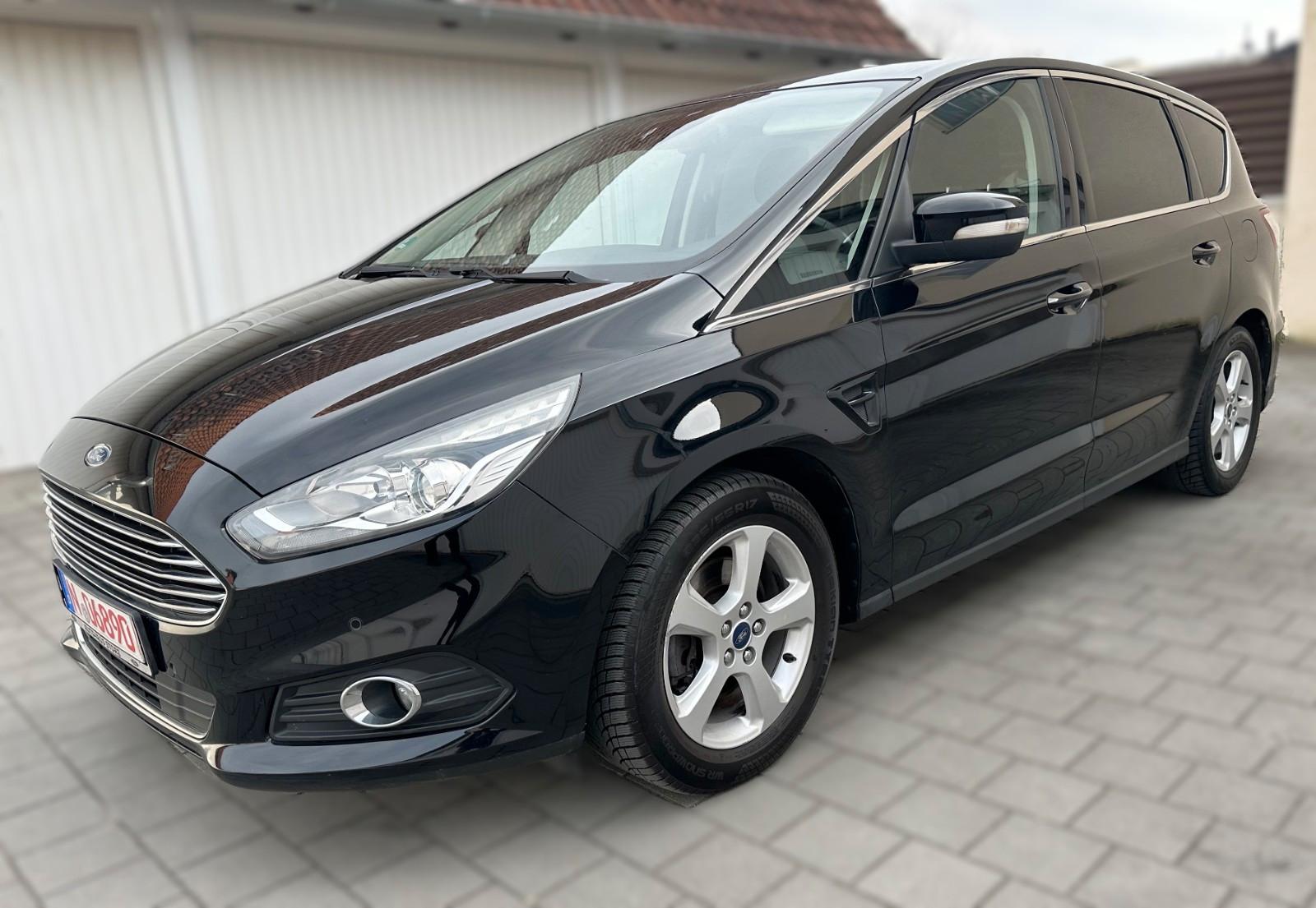 Ford S-MAX*4x4 AWD*TITANIUM*1 HAND*