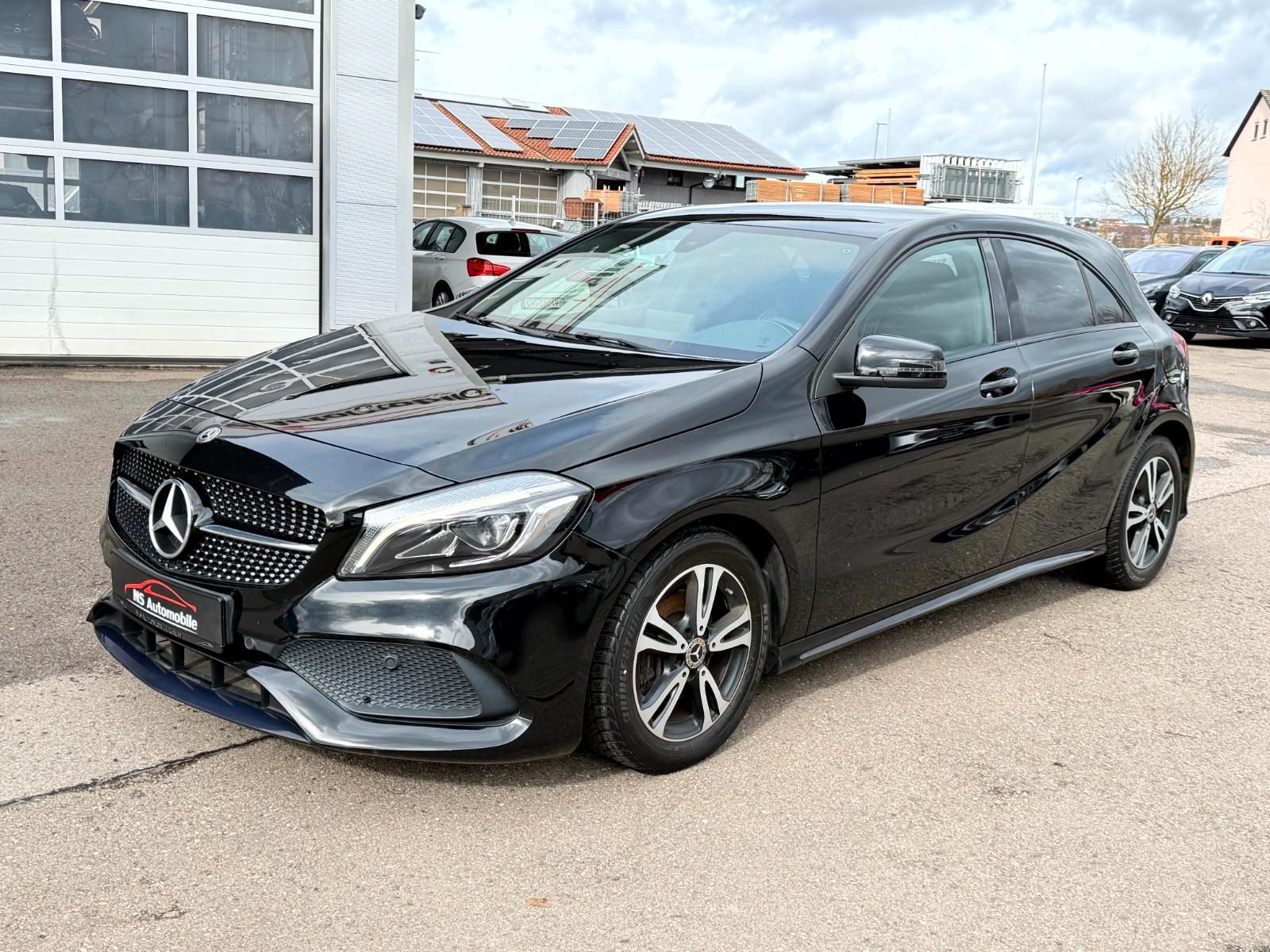 Mercedes-Benz A 180 **AMG Line** Leder_Night_LED