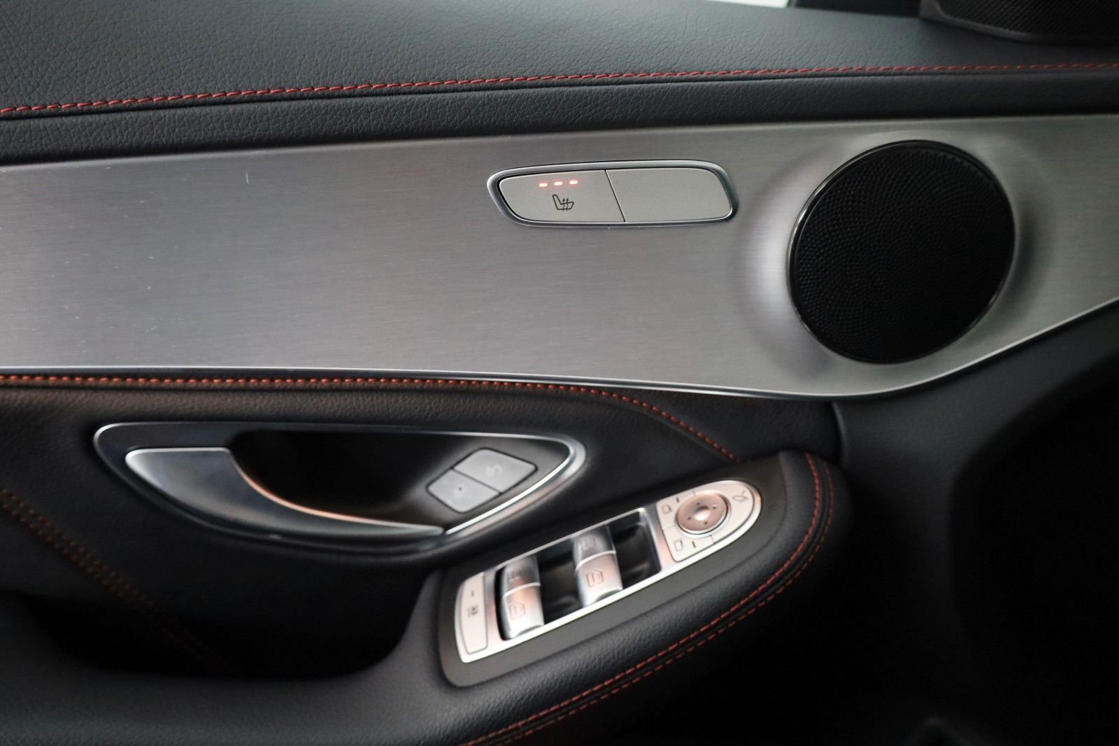 Fahrzeugabbildung Mercedes-Benz C 43 AMG 4M,ACC,Standhzg.,Panorama,Sport-Auspuff