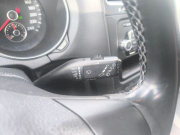 Volkswagen Golf - 12