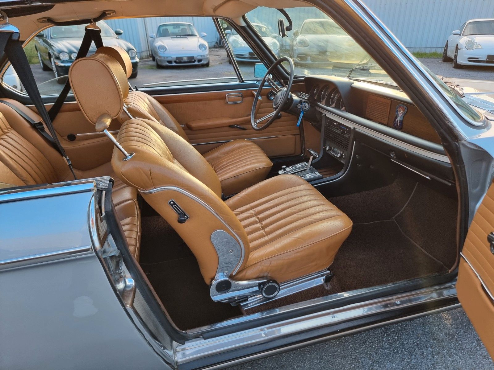 Fahrzeugabbildung BMW 3.0 CS/Familienbesitz seit 52 Jahren/Viel invest
