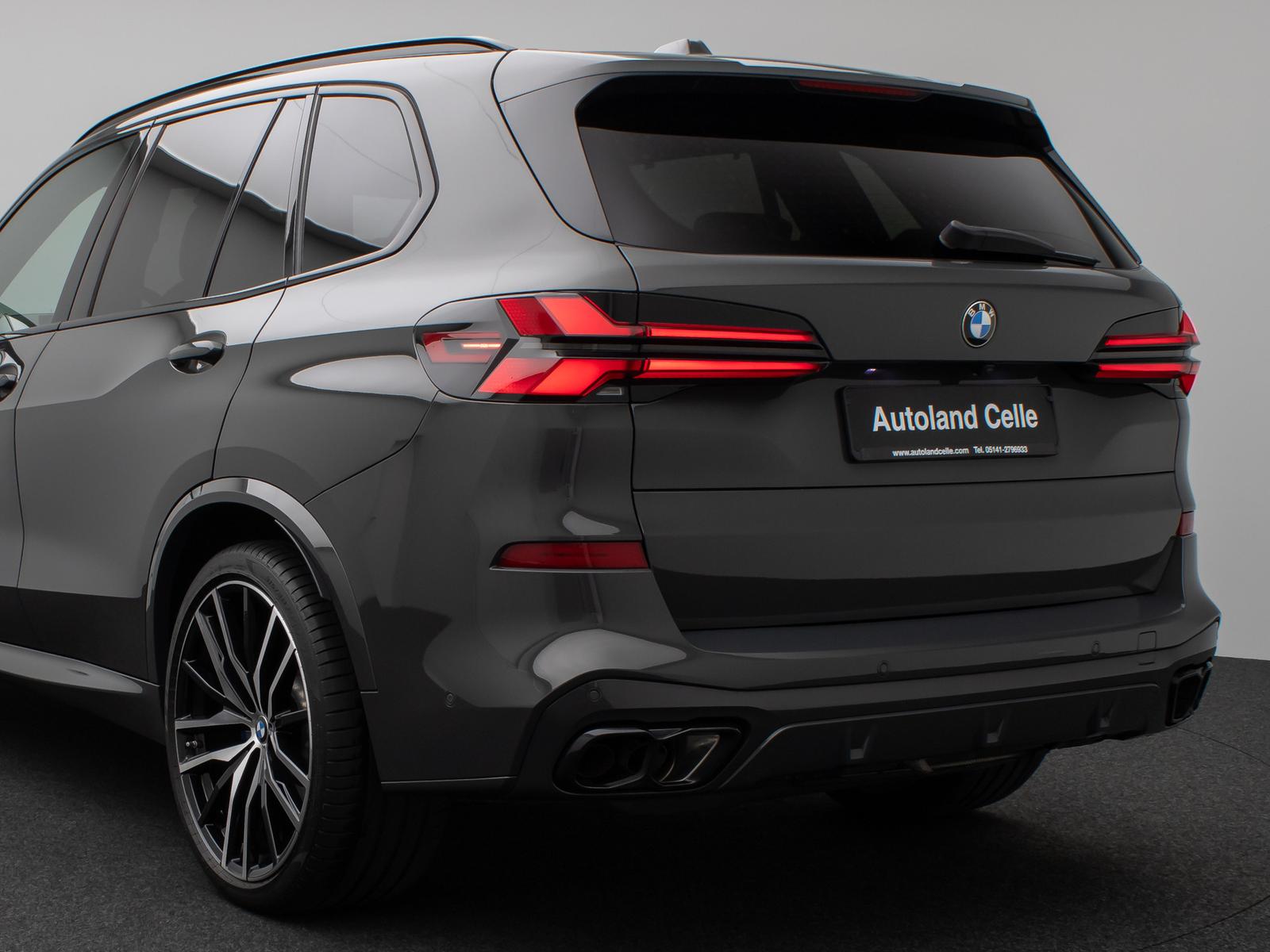BMW X5 M60i 360° HUD H/K SoftCl Panorama Sky Lounge 