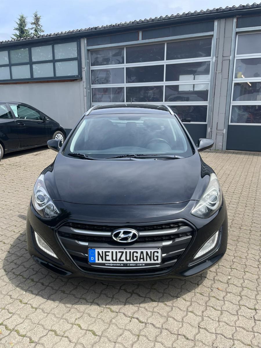 Hyundai i30 cw blue Classic