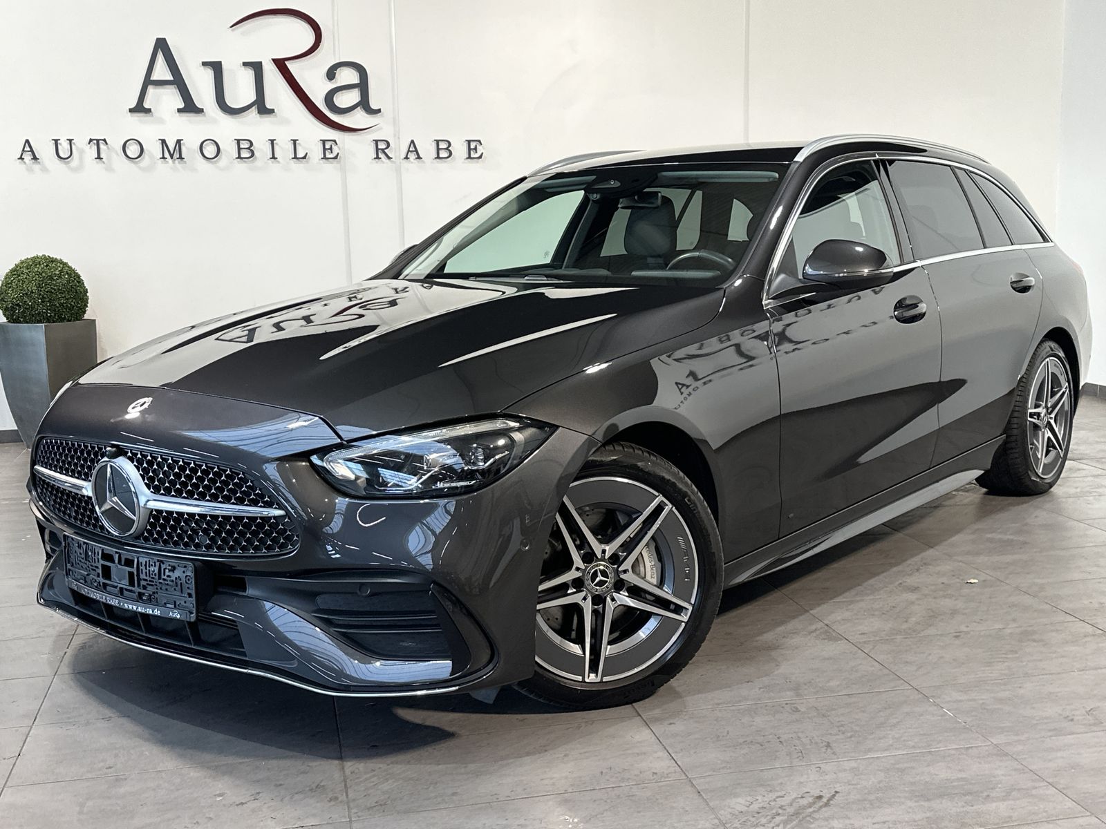 Fahrzeugabbildung Mercedes-Benz C 220d T AMG-Line NAV+LED+VCOCK+CARPLAY+SHZ+KAM