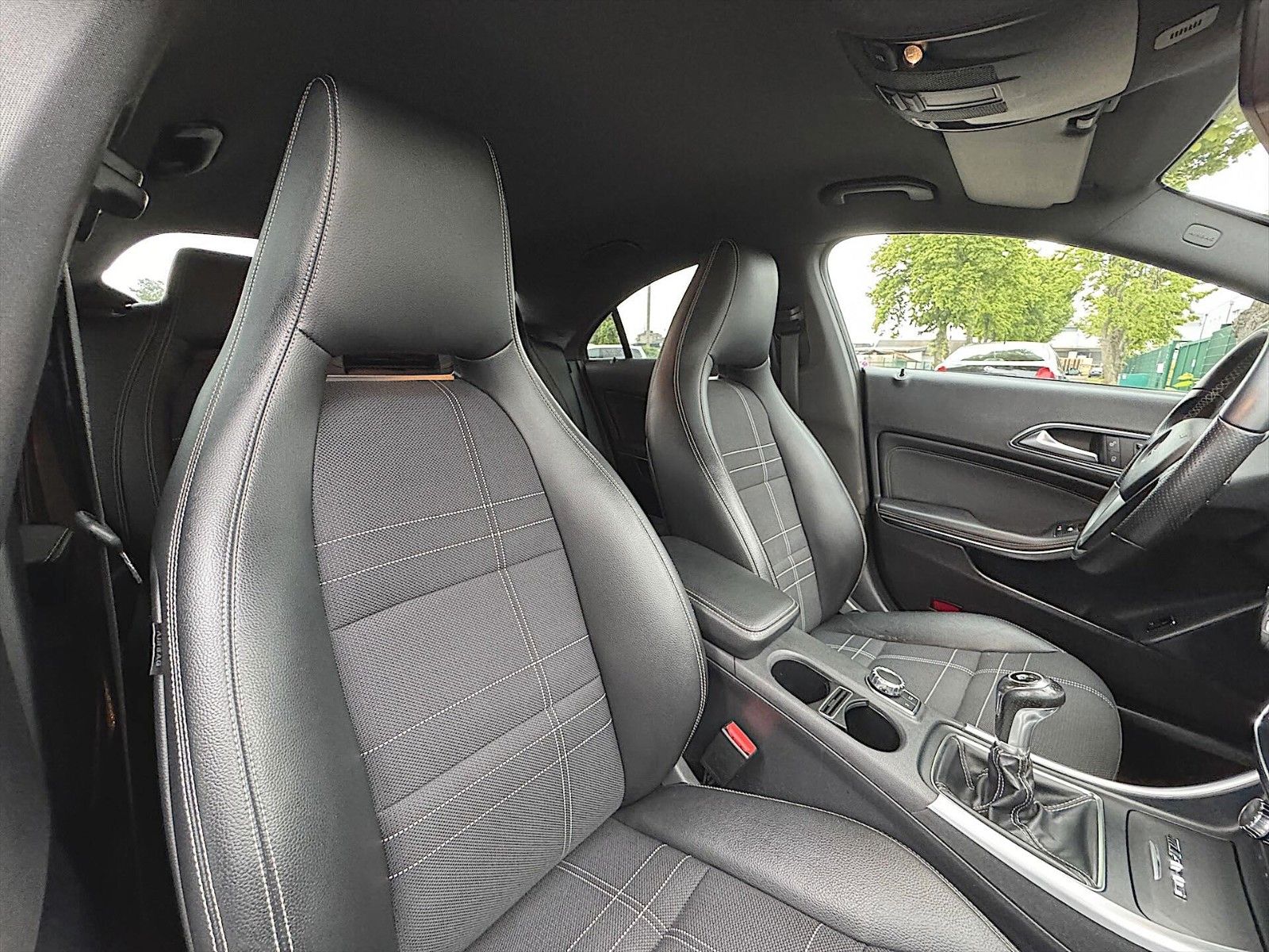 Fahrzeugabbildung Mercedes-Benz CLA 200 AMG Night-Paket *LED*Kamera*Navi*Memory*