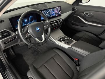 BMW 320 - 11