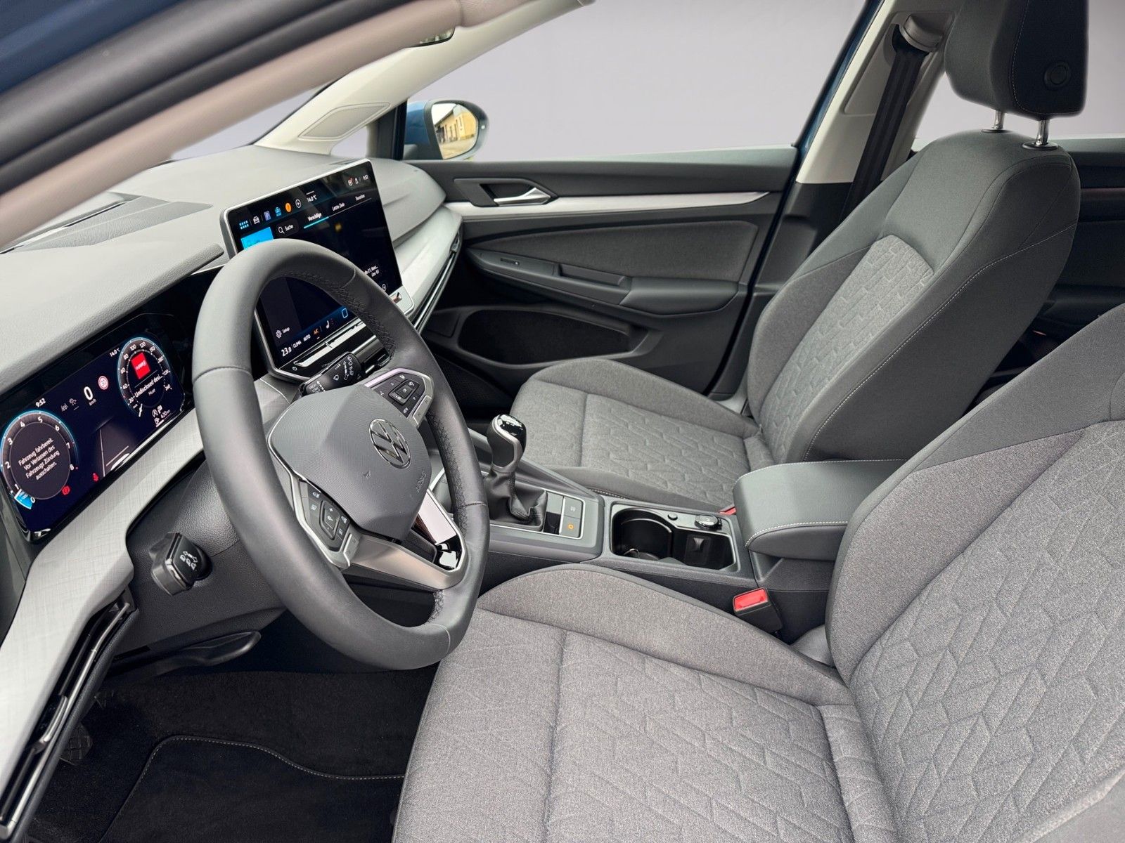 Fahrzeugabbildung Volkswagen Golf VIII Lim. 1.5 TSI Life