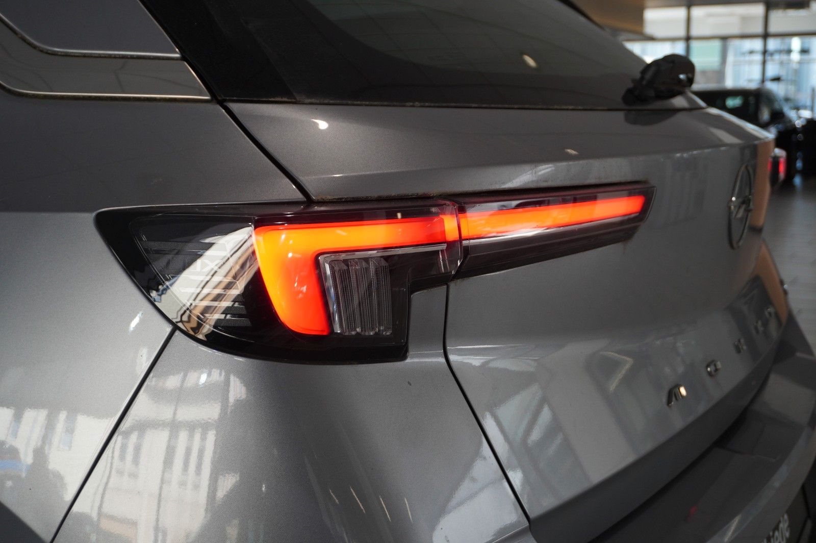 Fahrzeugabbildung Opel Mokka-e ELEGANCE 3-PHASIG NAVI/LED/VIRTU/SHZ/DAB