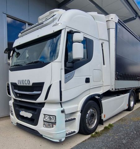 Iveco Stralis 570 HI-WAY Retarder 2xTank Standklima