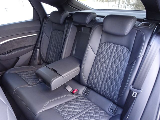 Audi e-tron - Bild 7