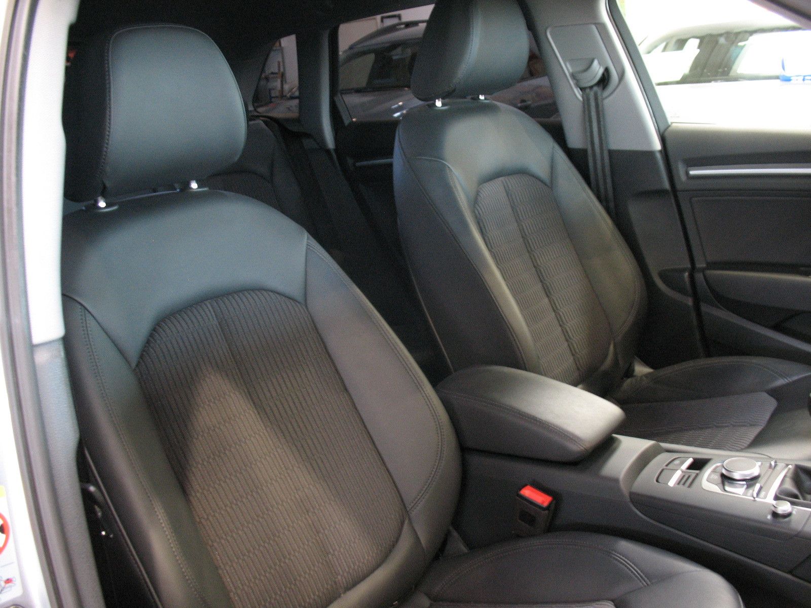 Audi A3 30 TDI Sportback design *LED*NAVI*KLIMA* foto 6