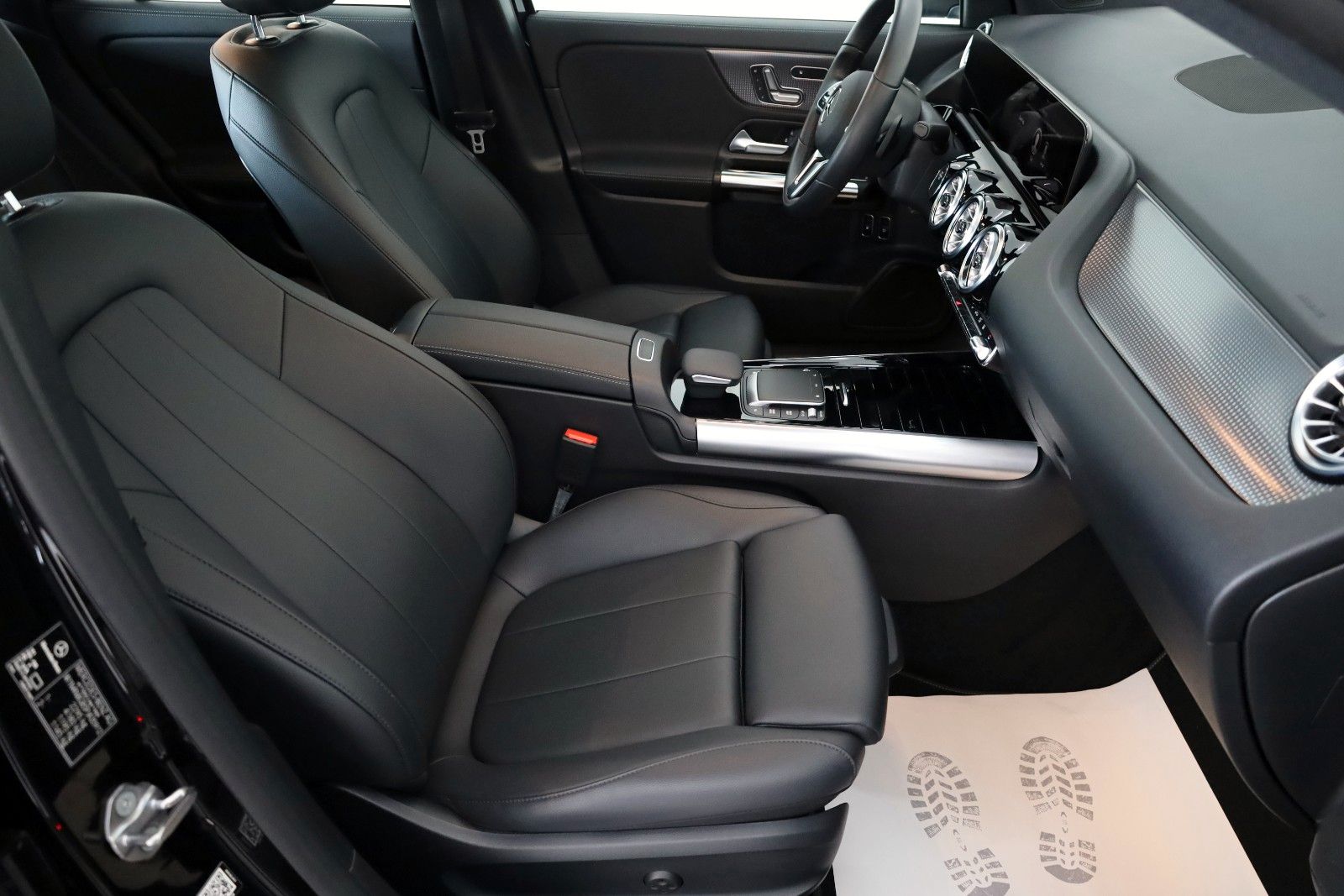 Fahrzeugabbildung Mercedes-Benz GLA 250 e, Progressive,Leder,Panorama,LED,Kamera