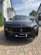 Maserati Levante Benzin 3.8 V8 390kW GTS Q4 Auto GTS - Maserati Levante von privat