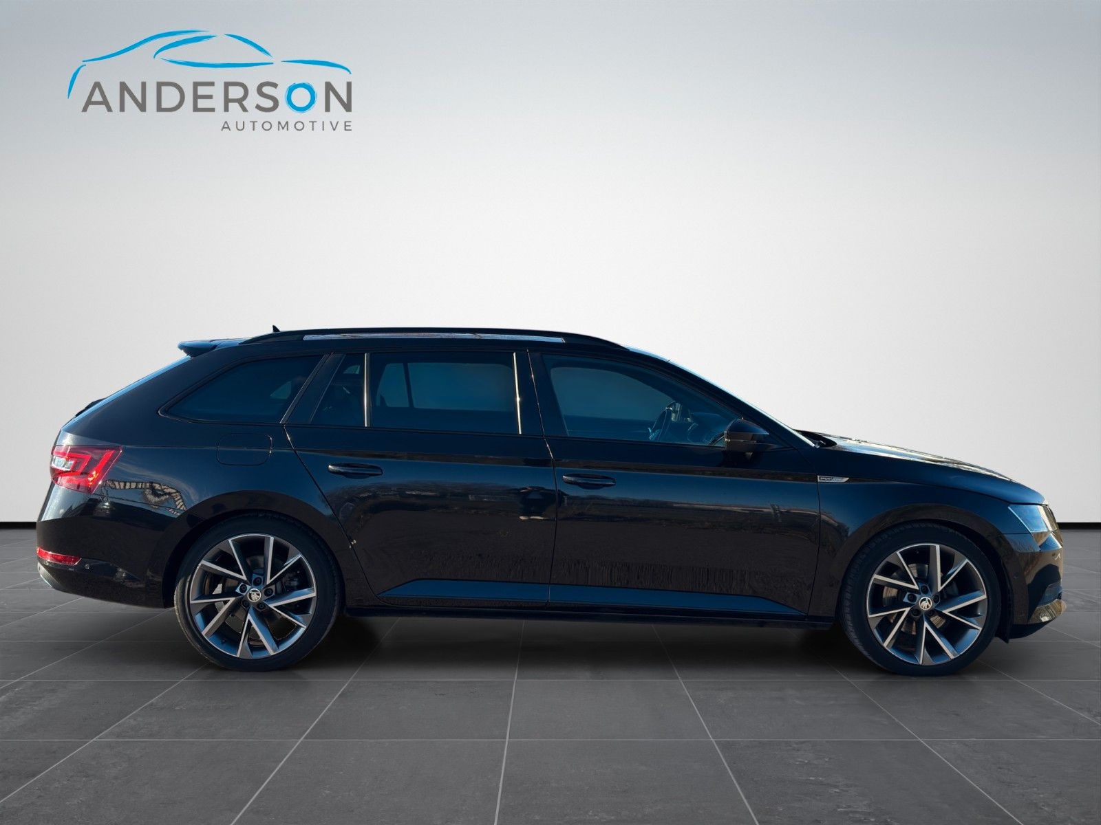 Fahrzeugabbildung SKODA SUPERB COMBI SPORTL 2.0TDI ACC MEMORY CANTON