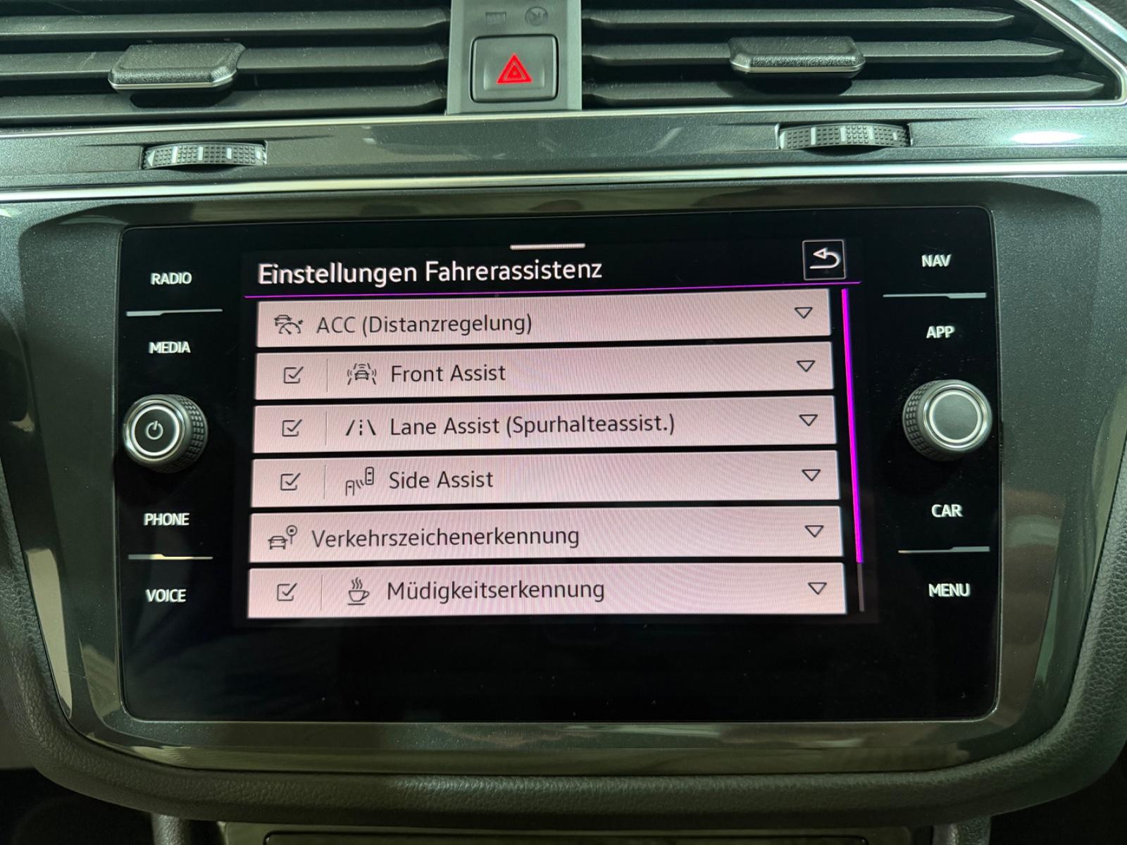 Volkswagen Tiguan Elegance 2.0TDI DSG/PANO/CAM/IQ/GARANTIE