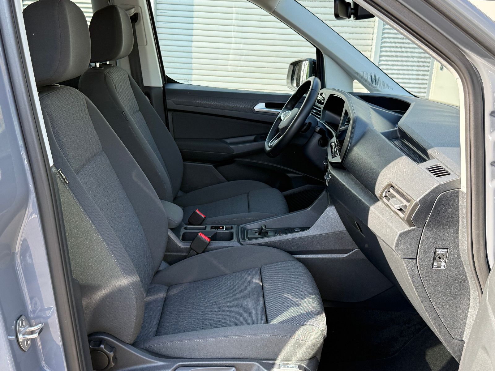 Fahrzeugabbildung Volkswagen Caddy Goal 2.0 TDI DSG ACC AHK Navi LED Sthz Kam