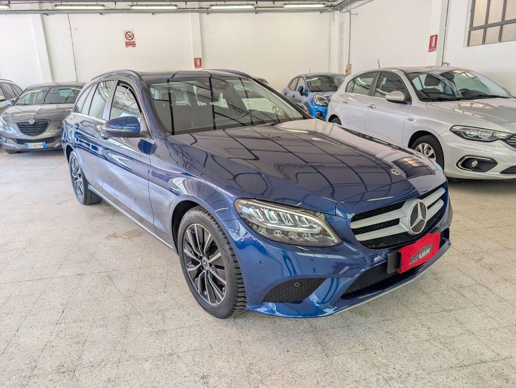 Image of Mercedes-Benz C 220