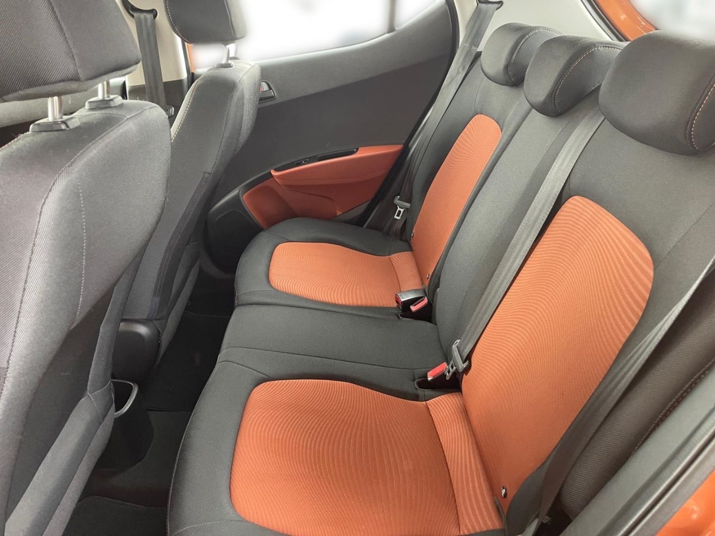 Fahrzeugabbildung Hyundai i10 1.0 FIFA World Cup Sitzheizung Klima Allwett