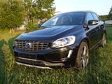 Volvo XC60 Summum 2WD D4 *Sh-gepfl.*Leder*Xenon* - Volvo XC60 in Stuttgart