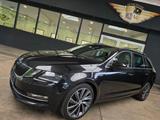 Skoda Octavia Combi 2.0 TDI DSG L&K ACC/Blind-Spot/AHK - Skoda Octavia: Combi L K