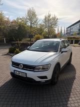 Volkswagen Tiguan 2.0 TDI SCR DSG 4MOTION Comfortline C...