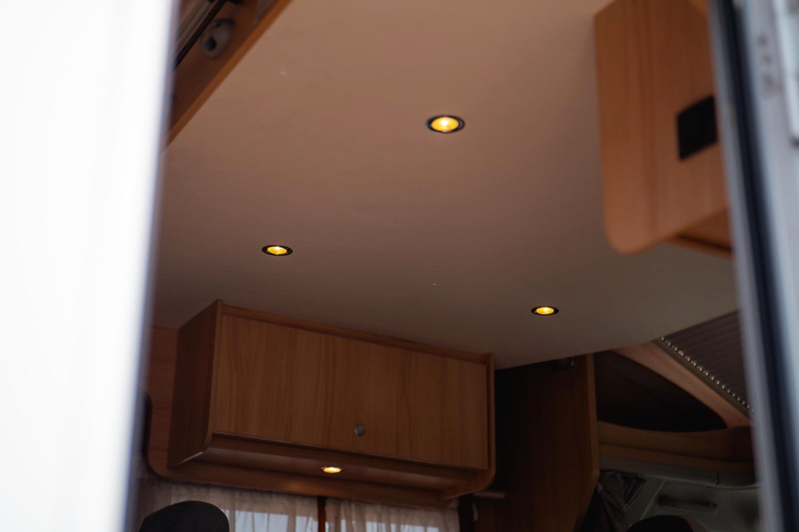 Fahrzeugabbildung Fiat Ducato Alkoven *6 Schlafplätze*Markise*Klima*