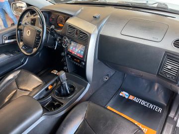 Ssangyong Kyron  Xdi 4x4 *KLIMAAUTOMATIK*LEDER*TÜV-102025