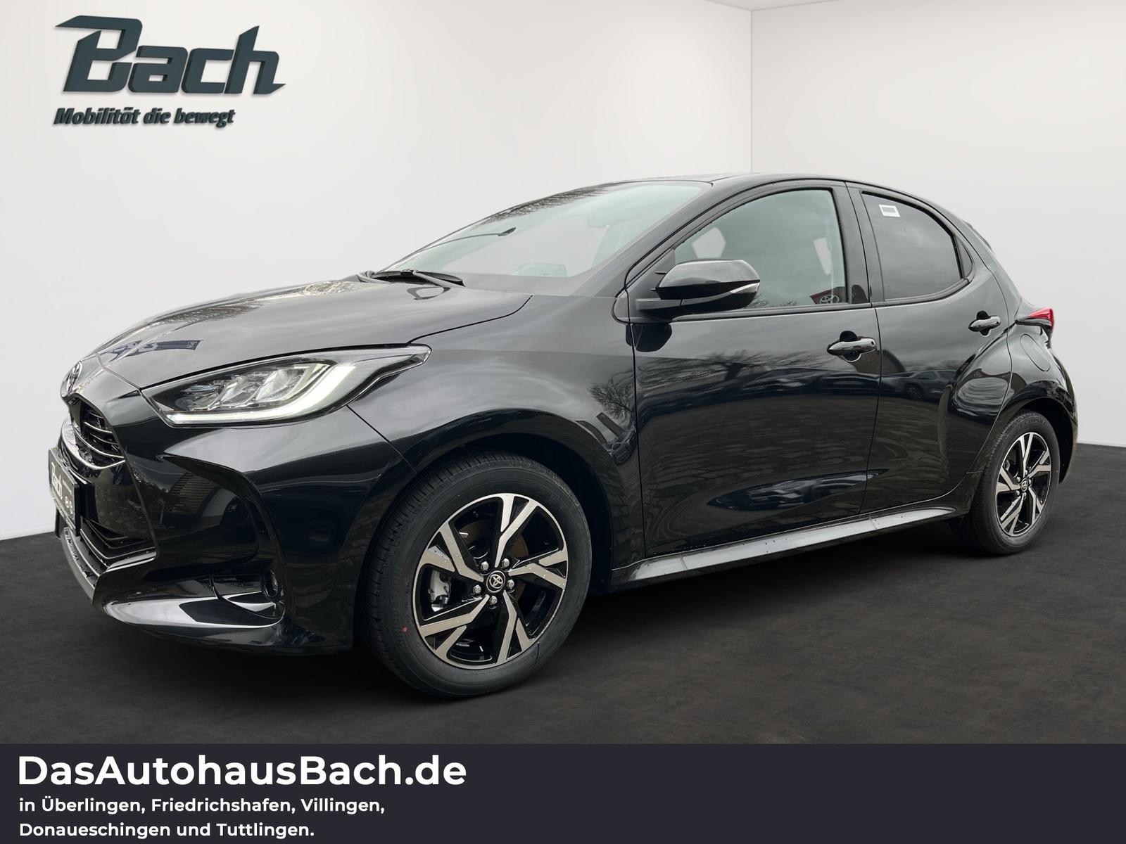 Toyota Yaris 1,5 Hybrid Teamplayer mit Comfort-Paket AU