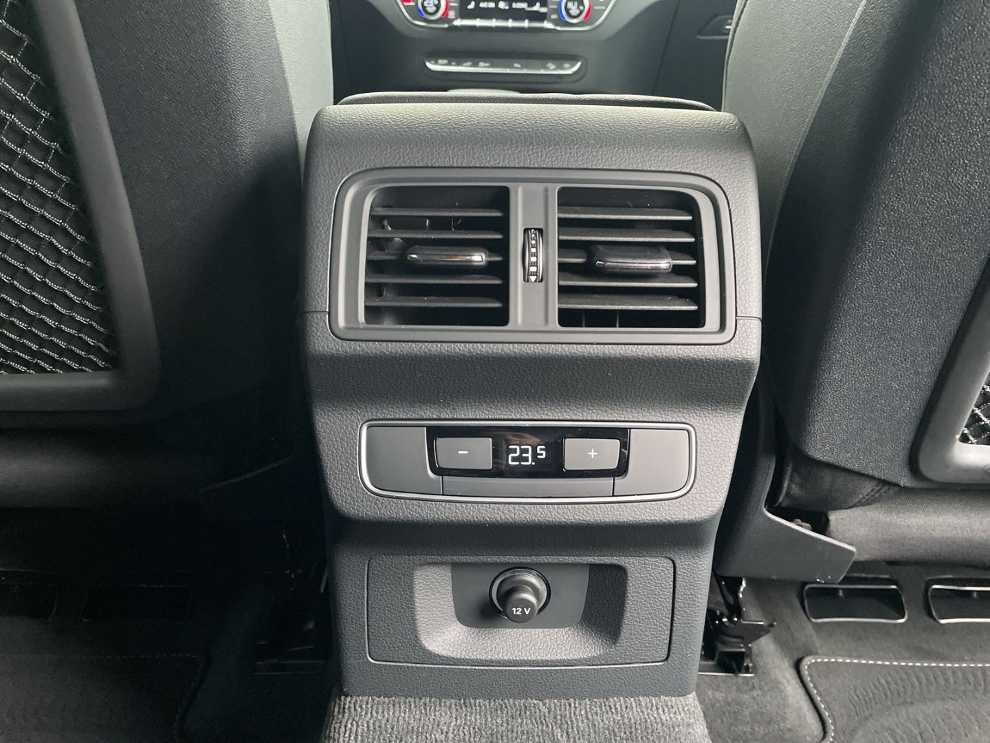 Q5 55 TFSI e quattro S line AHK/HUD/Matrix/Navi/