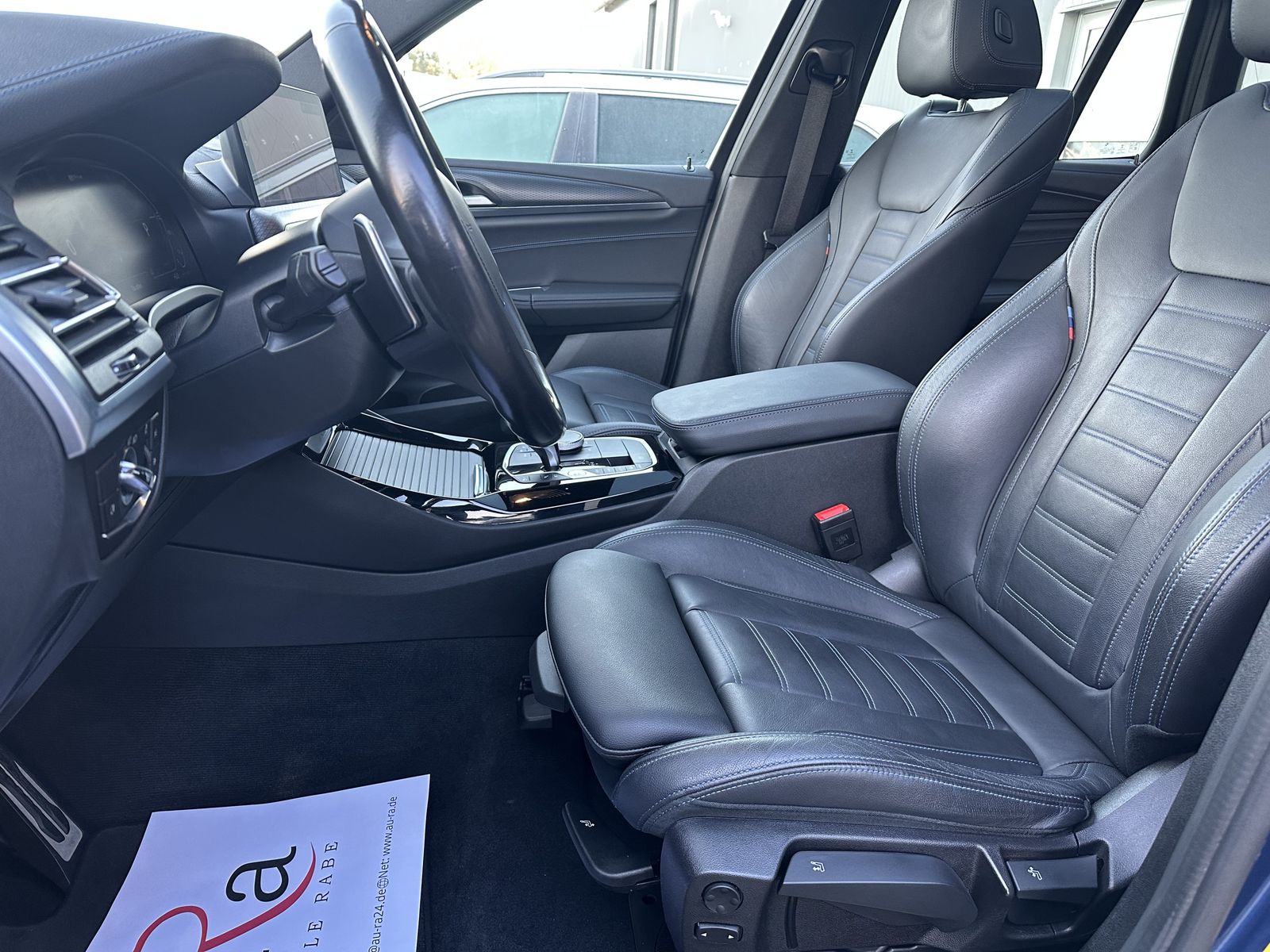 Fahrzeugabbildung BMW X3 xDrive30e M-Sport NAV+LED+PANO+ACC+KAMERA+1HD