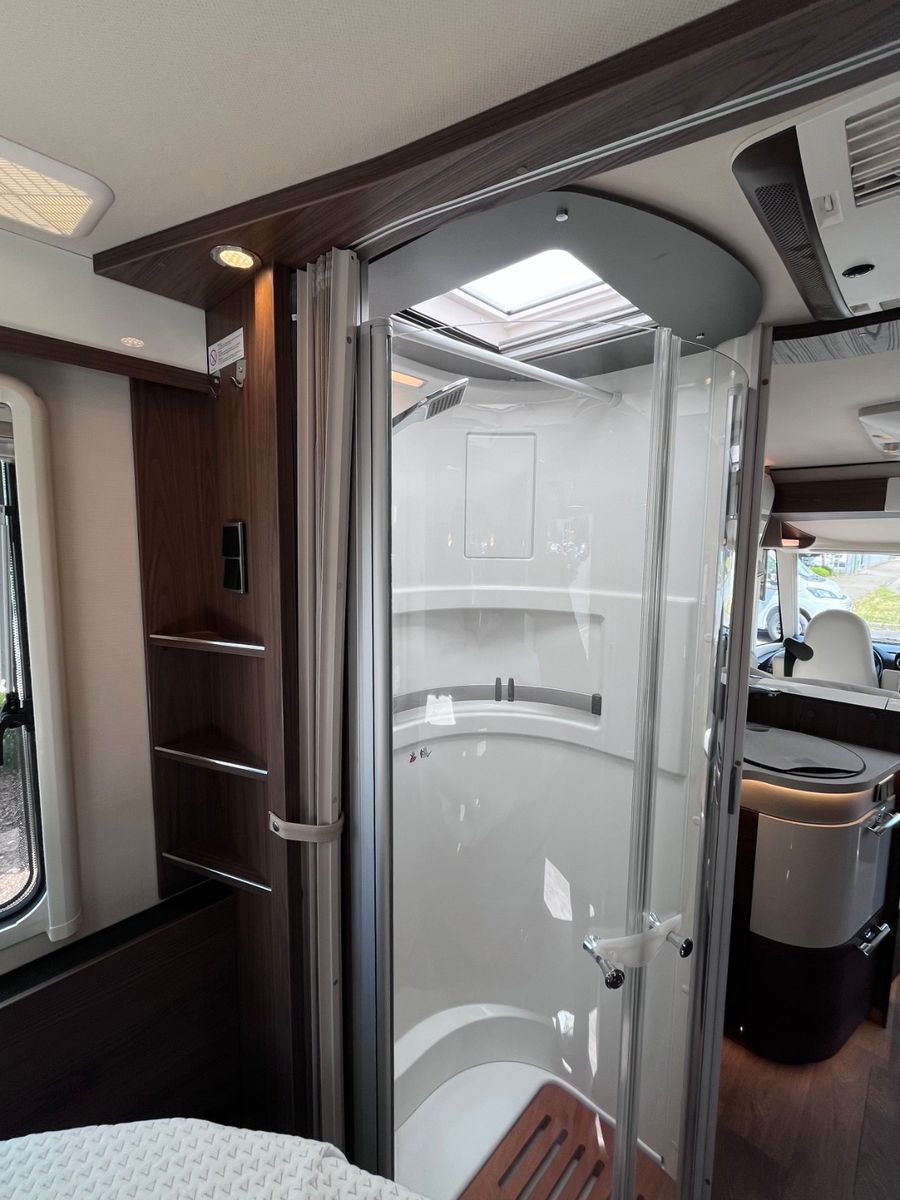 Fahrzeugabbildung HYMER / ERIBA / HYMERCAR HYMER B - KLASSE ML I 790 MASTERLINE