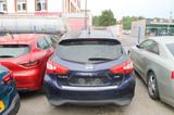 Nissan Pulsar Tekna - blaue Nissan Pulsar