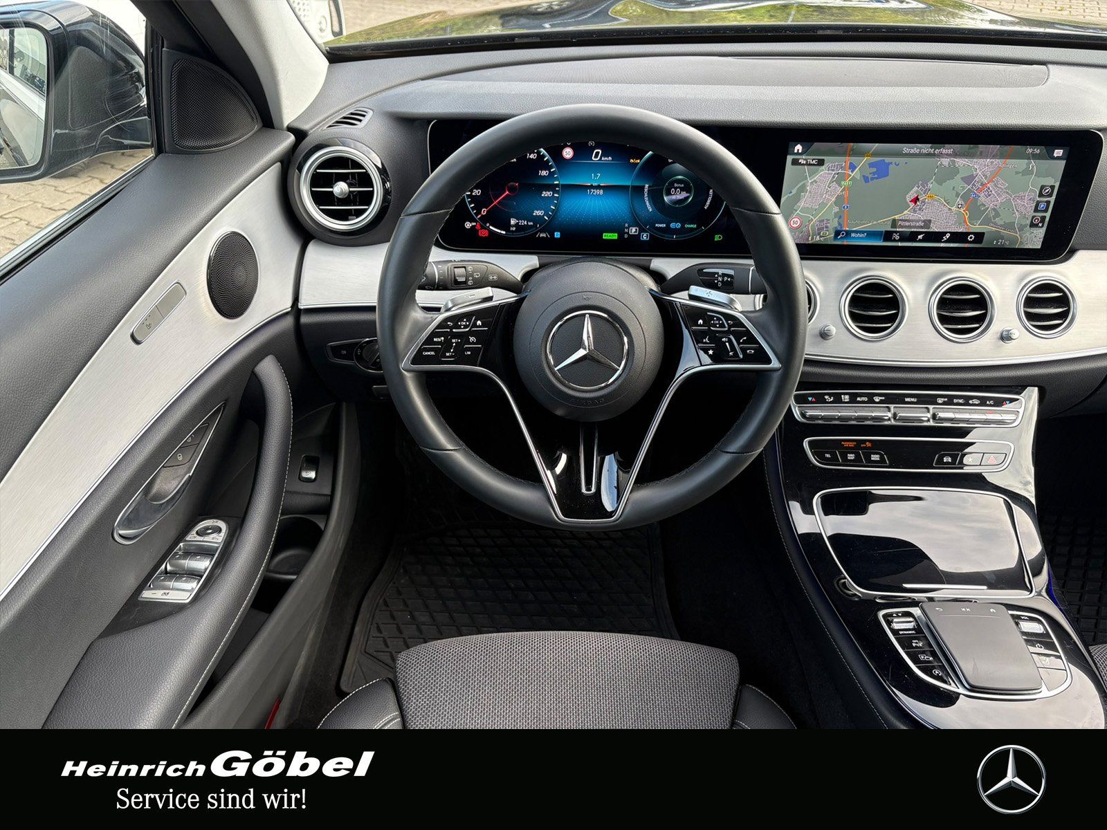 Fahrzeugabbildung Mercedes-Benz E 220 T d AVANTGARDE*CARPLAY*TOTWINKEL*AMBIENTE