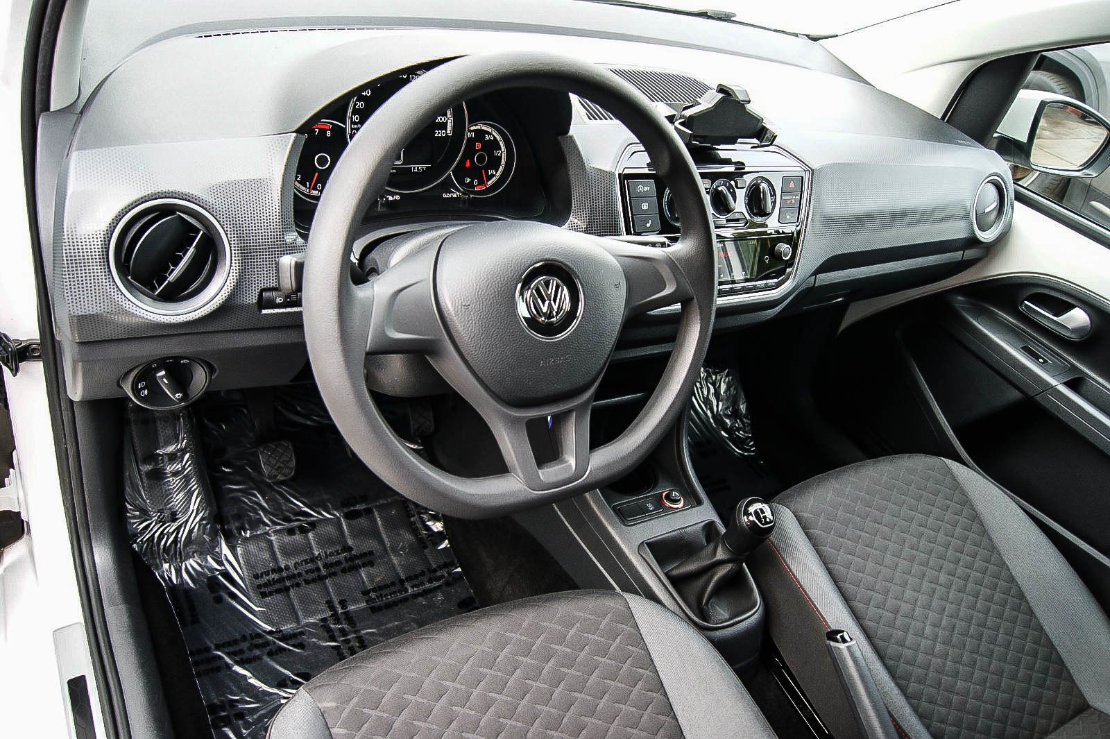 Fahrzeugabbildung Volkswagen up! 1.0 JOIN KLIMA SITZHEIZUNG BLUETOOTH 5-TÜRIG