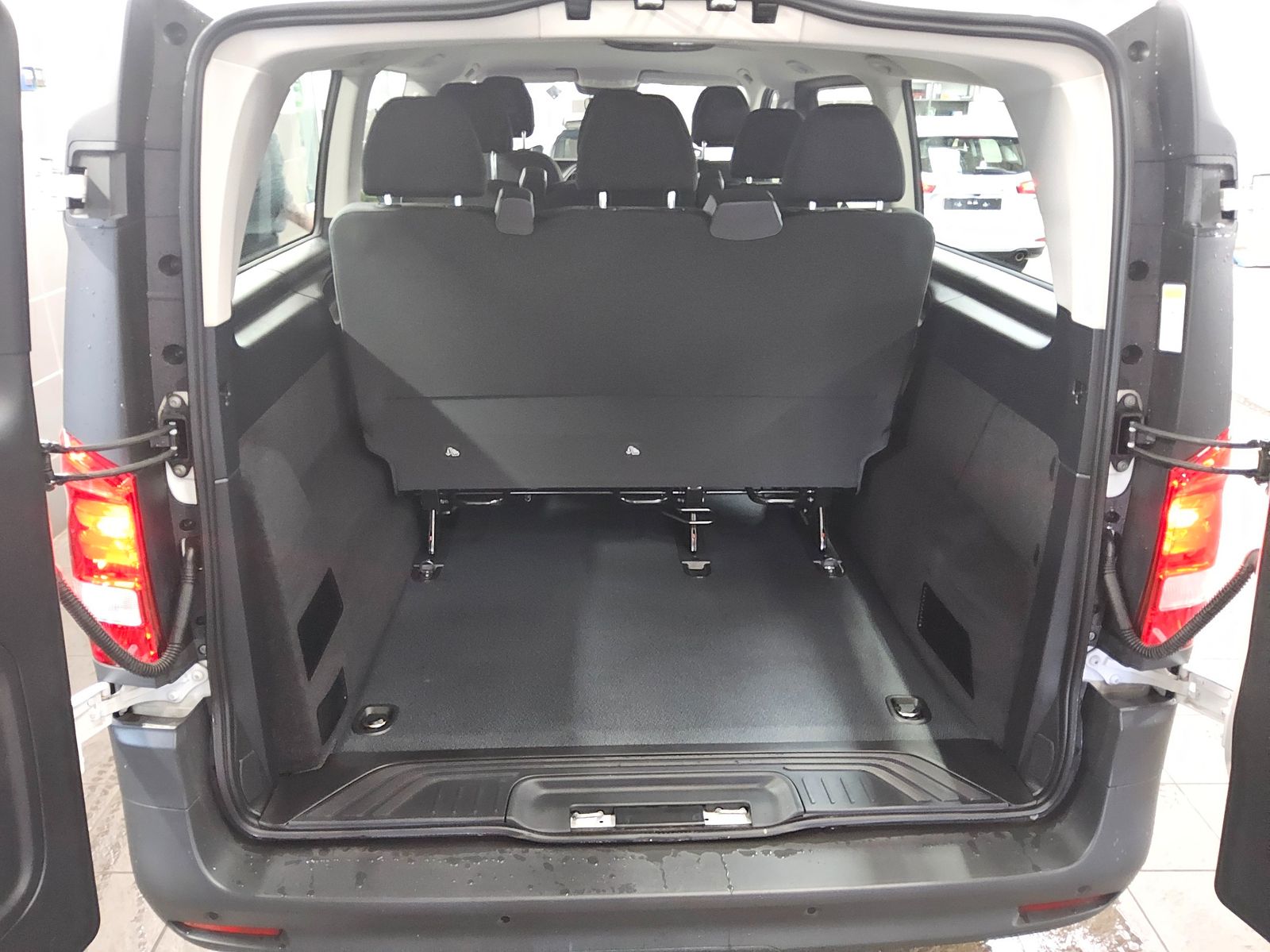 Mercedes-Benz Vito CDI Tourer Pro extralang 8-Sitze Navi RFK foto 10