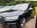 Audi SQ7 4.0 TDI quattro/Pano-Dach/AHK/MATRIX/ - Audi SQ7 Gebrauchtwagen