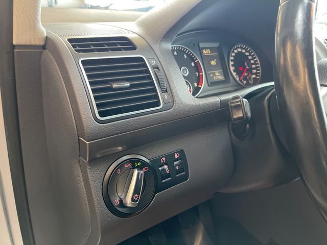 Volkswagen Touran Comfortline *7.SITZER*TEMPOMAT*KLIMA*AHK*