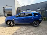 Dacia Duster II 1.3 Celebration Navi/AHK/Kamera - Dacia Duster Celebration mit Benzin-Antrieb