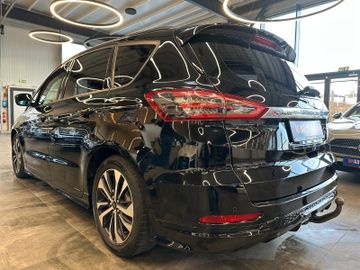 MYAUTOCENTER – Gebraucht- und Jahreswagen mit Werkstattservice in Pfaffenhofen Ford S-Max ST-Line *2. Hand*AHK*Klima*Navi*7-Sitzer*