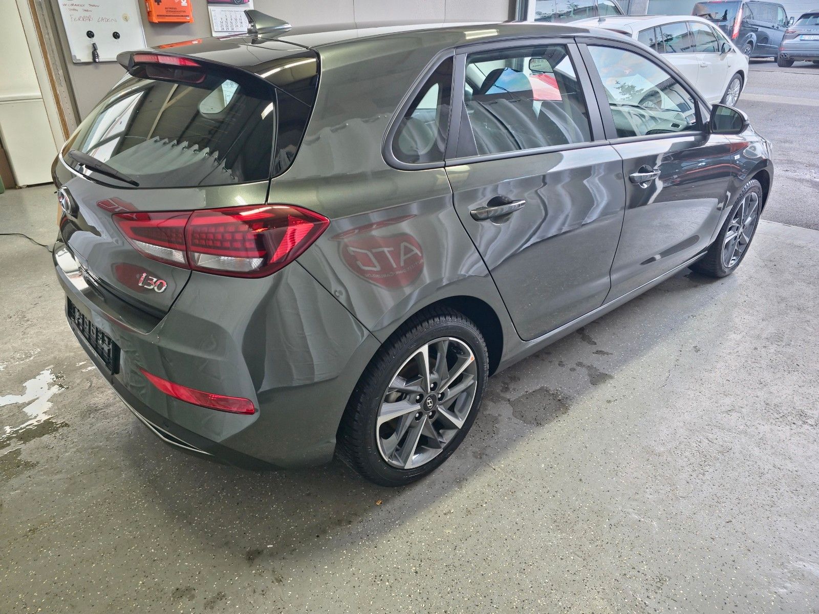 Hyundai i30 ,Mild-Hybrid,LED,Navi,Kamera,Alu,Automatik foto 4
