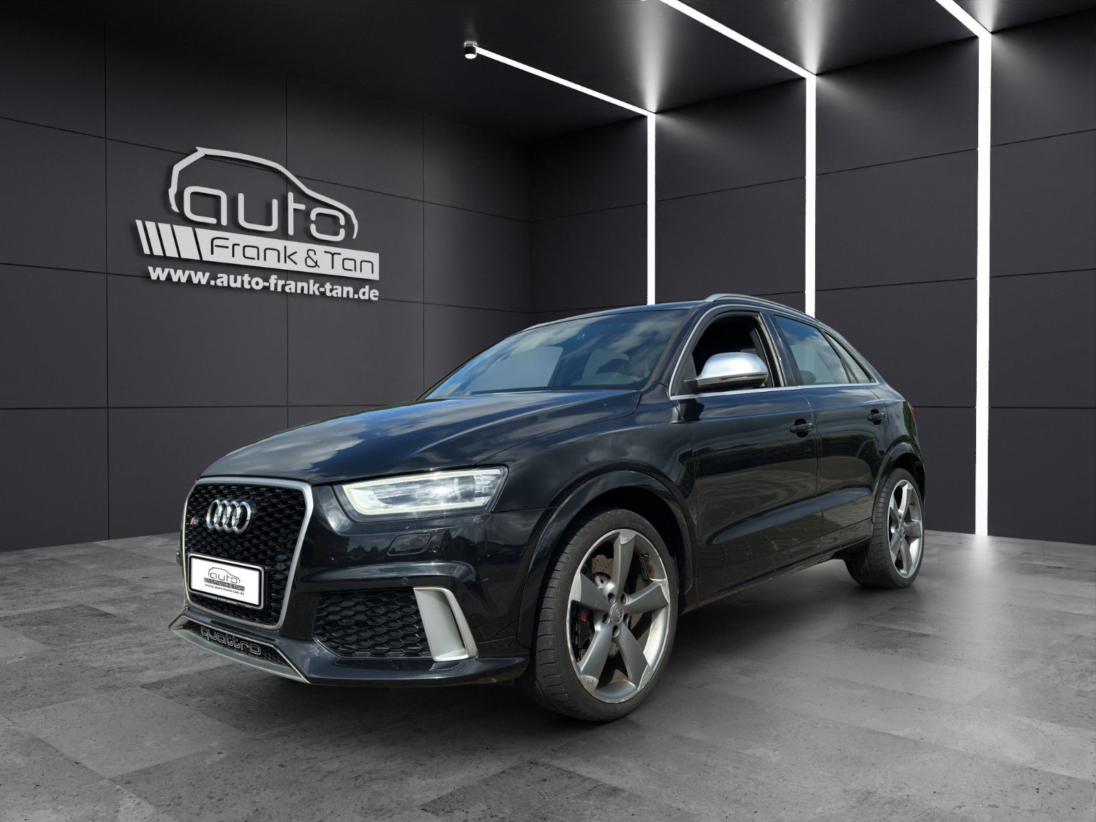 Fahrzeugabbildung Audi RSQ3 2.5 TFSI quattro *Carbon*Bose*Pano*Naviplus