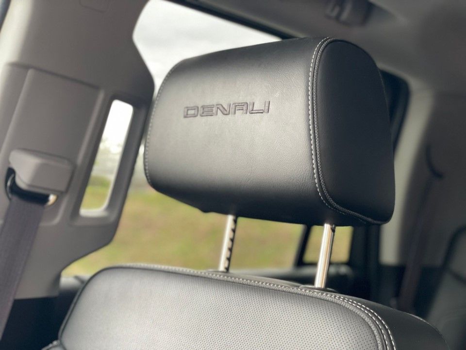 Fahrzeugabbildung Chevrolet Tahoe baugleich Yukon 6.2 V8 Denali 4x4 MWST.