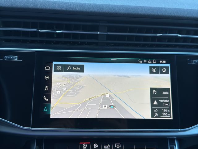 Audi Q8 55 TFSI quattro*PANO*LED*APPLE*KAMERA*NAV*21"