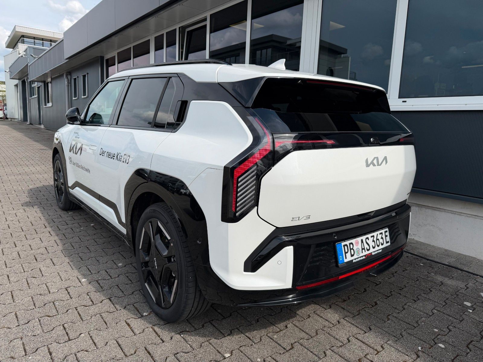 Fahrzeugabbildung Kia EV3 81,4 GT-Line  DWP COM Glasdach