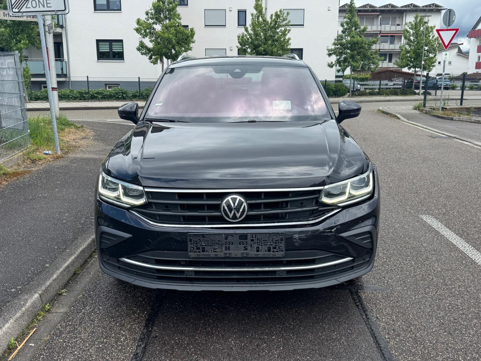 Volkswagen Tiguan United TÜV Neu / Digital Display / Head u