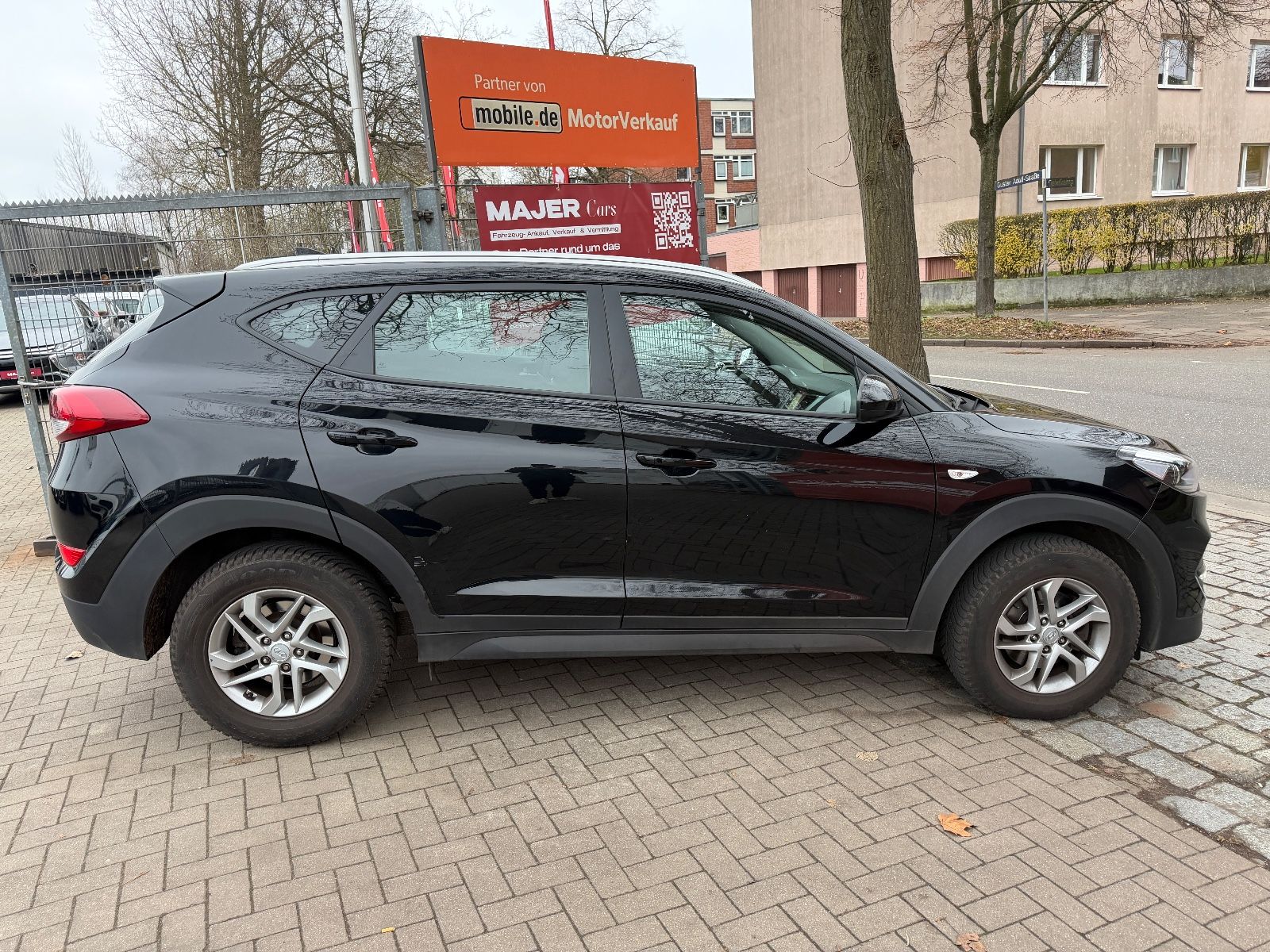 Fahrzeugabbildung Hyundai Tucson 1.6 GDI*KAMERA*NAVI*PDC*SITZHEIZ*PDC*ALU