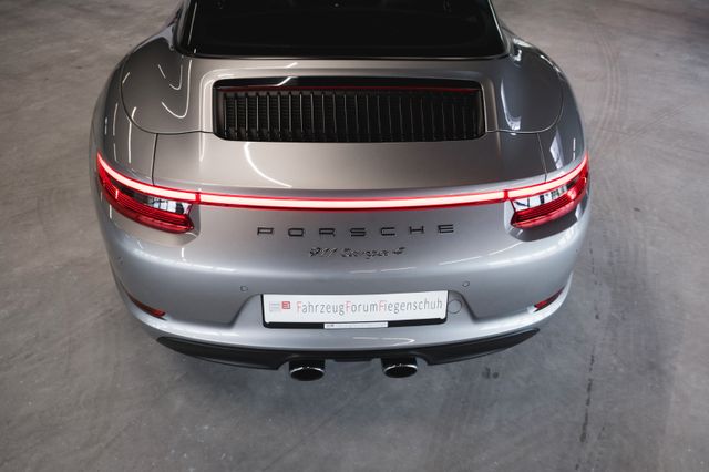 Fahrzeugabbildung Porsche 911/991.2 Targa 4 Sportabgas/SH/20 Zoll
