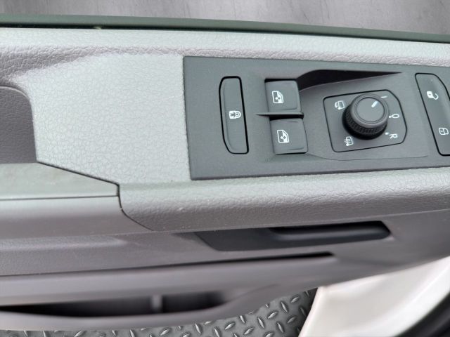 T6.1 2.0 TDI Kombi LR DSG Navi/AHK/GRA/APC Klima
